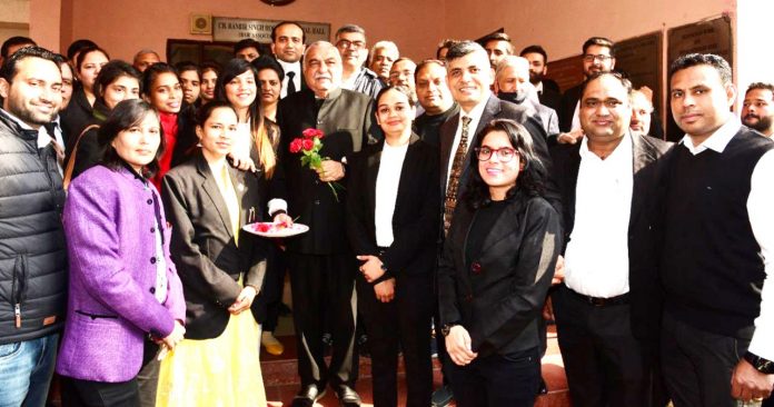 Hooda Welcomed Office Bearers Of District Bar Association