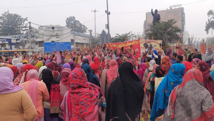 Anganwadi Workers and Helpers Strike 9th Day