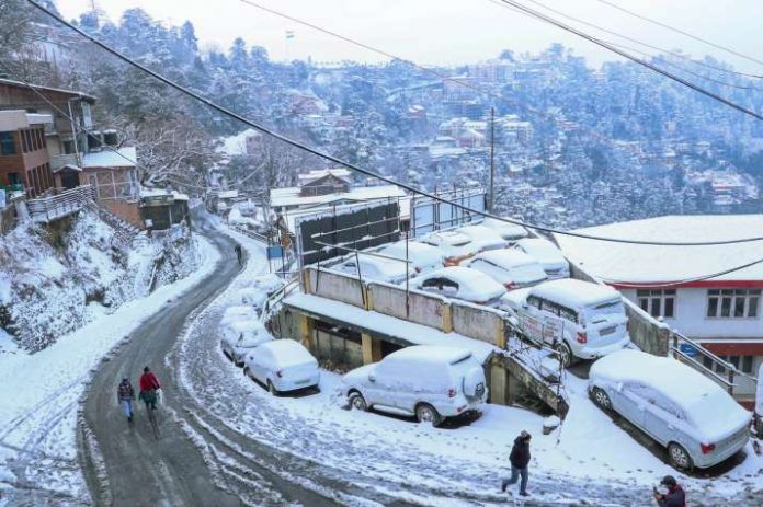 Heavy Snowfall In Himachal Pradesh