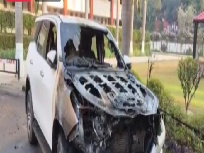 BJP MLA Pramod Vij, Chandigarh MLA Hostel, MLA Parmod Vij, FIRE NEWS, FIRE IN CAR, chandigarh police, chandigarh crime,