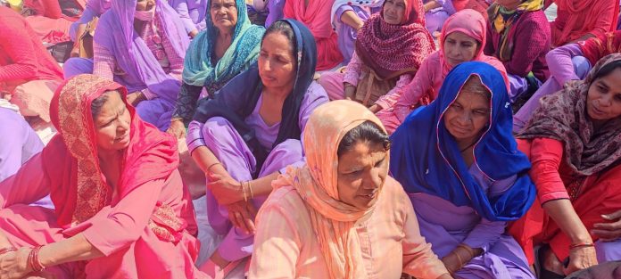 Statewide Strike Of Anganwadi Worker On 76th Day