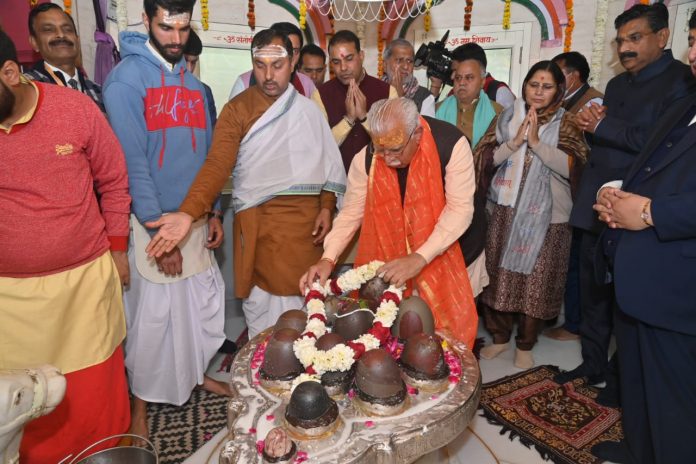 CM Manohar Lal Khattar in Maharudra Yagya