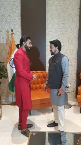 Minister Dances with Ranveer Singh