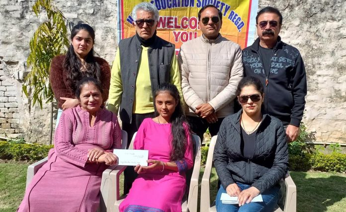 Vidya Education Society Presented Scholarship