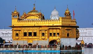 Bathing In Golden Temple Gives Freedom From All Diseases