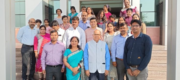 Hakevi Awas Kalyan Sangh Celebrated The Festival Of Holi