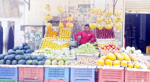 Fruit prices increase during Navratras