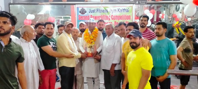 Ram Pratap Gupta Honored Trainees Of Gym Kaithal