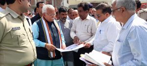 Chief Minister inspects pond construction work