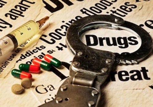 2 Smugglers Arrested with 17 kg Drugs