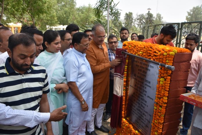 अमृत सरोवर योजना से तालाबों का जीर्णोद्धार होगा और पानी की समुचित व्यवस्था होगी : सांसद संजय भाटिया