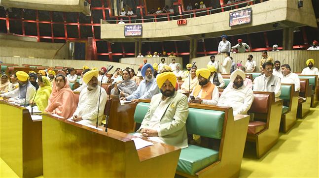 Budget Session Begins with Tribute to Sidhu Moosewala