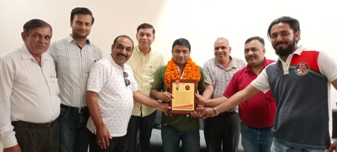 Panipat News/Senior Journalist Vijay Gahalyan Won Bronze Medal in Javelin Throw at National Master Athletics Championships