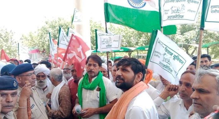 Panipat News/Farmers protest against Agneepath scheme