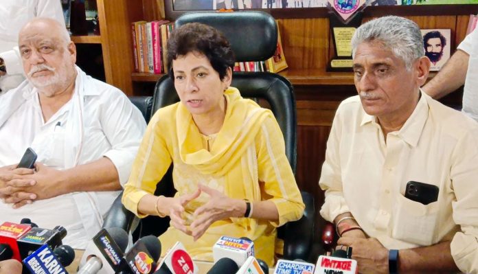 Congress will not Bow Down to Government's Pressure: Kumari Selja
