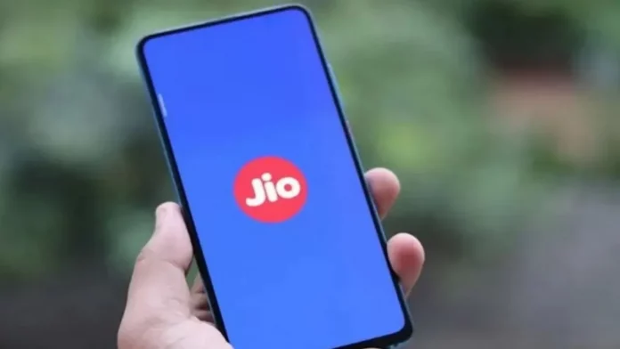 Reliance Jio's Net Profit up 24 Percent in the First Quarter