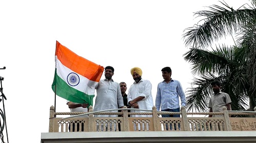 Deputy Chief Minister Dushyant Chautala launched tricolor campaign in every house