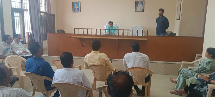 Officers' Meeting Regarding Preparations for Independence Day