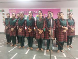 Panipat News/Organizing Inter House Competition on Desh Bhakti Songs in Arya Girls Public School