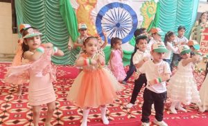 Panipat News/Children presented colorful programs on Amrit Mahotsav of Azadi in MD Public School