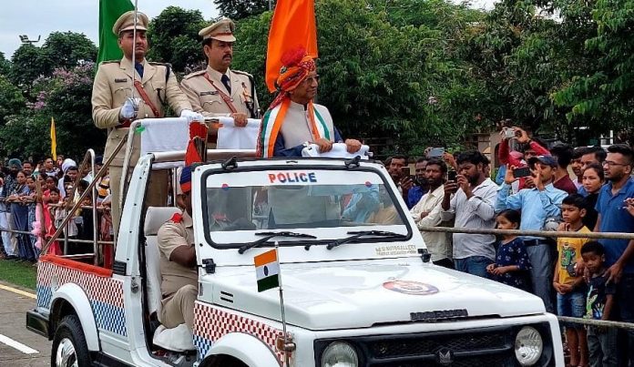 Panipat News/Panipat city MLA Pramod Vij hoisted the tricolor in Panchkula