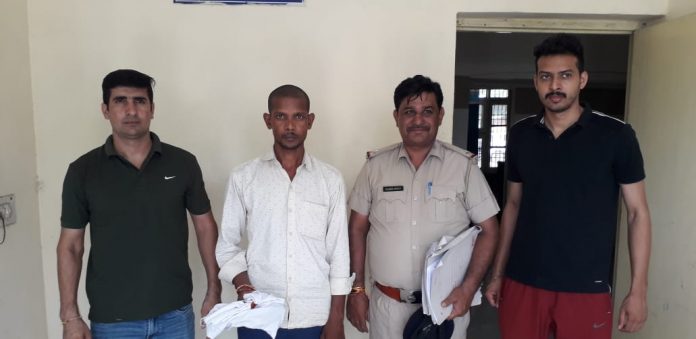 Panipat News/Smuggler arrested with 355 grams of opium