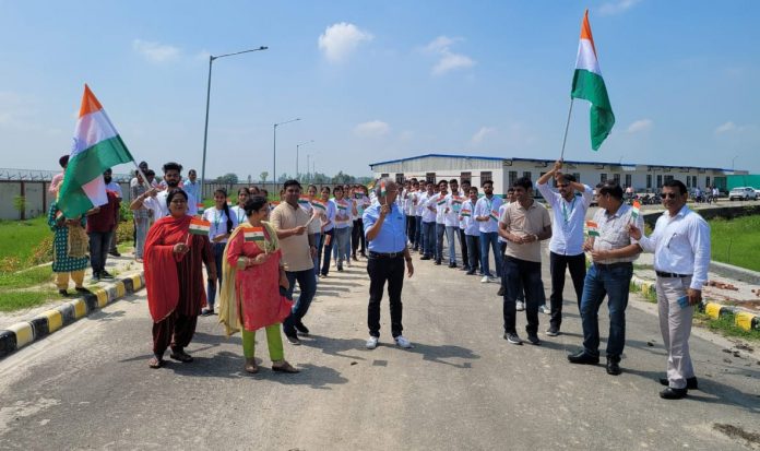 Maharana Pratap Horticulture Students took out Tricolor Pad Yatra