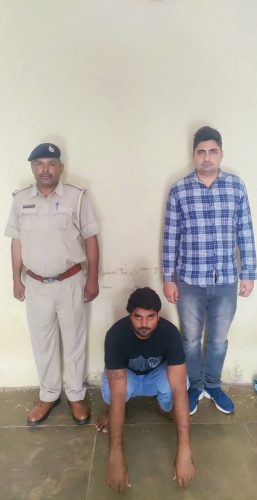 One more accused arrested in the case of setting fire by pouring petrol in the contract
