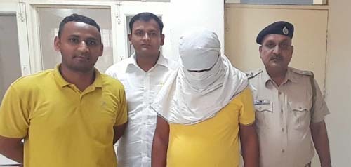 Famous gangster arrested for demanding ransom of 5 crores