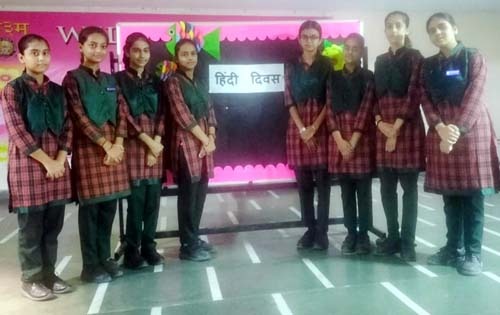 Competition on Hindi Diwas in Arya Girls Public School
