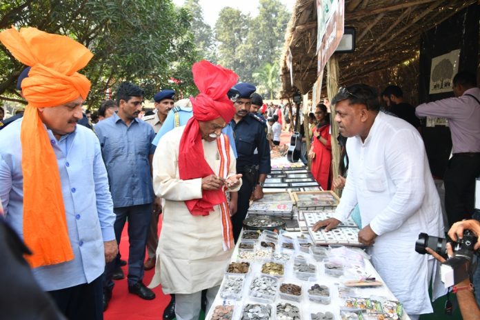 Governor Bandaru Dattatreya launches cyber crime awareness campaign of Police Department