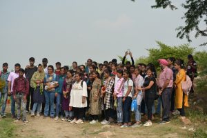 Panipat News/One day educational tour program organized by Department of Biology of IB College