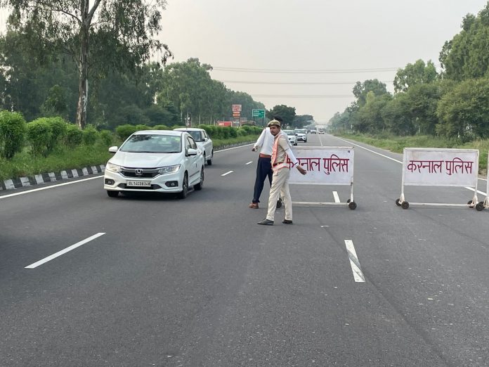 Police challaned heavy vehicles running in the wrong line on the highway