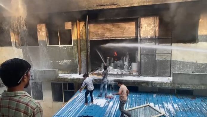 Fire broke out in medicine packing factory located in Sector-3 of Karnal