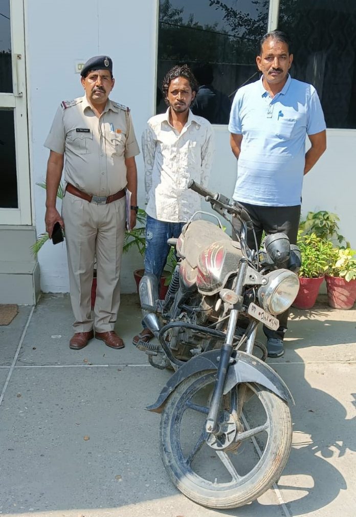 Panipat news/Accused arrested with stolen bike