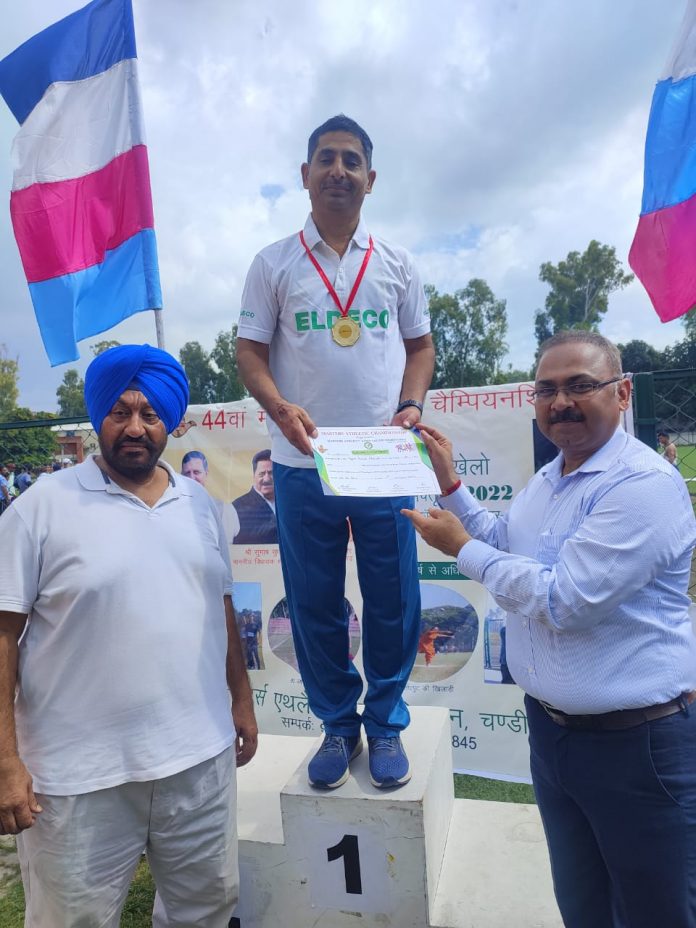 Rajesh Khanna won gold and silver medal in Master Athletics Championship