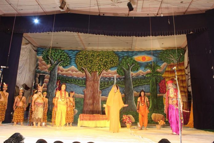 Dasharatha's death and compassionate Leela of Kop Bhavan staged