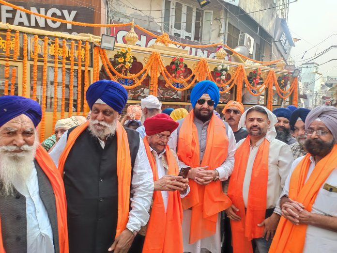 Nagar Kirtan on Guru Parv held in Karnal