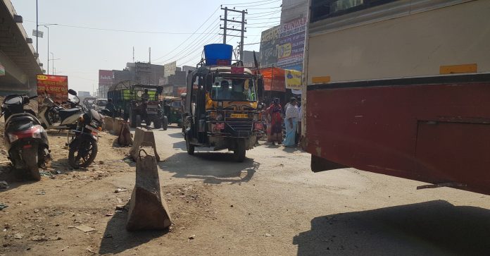 Panipat news/Inviting accidents due to sluggish construction work and encroachment