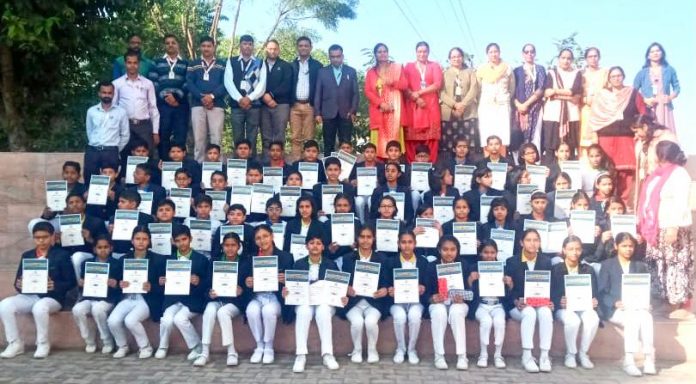 Honored the winners of competitions in RPS School
