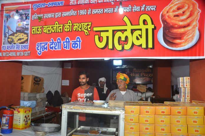 Tau Baljeet's desi ghee jalebi is dissolving the sweetness of affinity in the festival