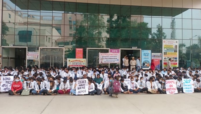 Students of Kalpana Chawla Medical College protest in Karnal