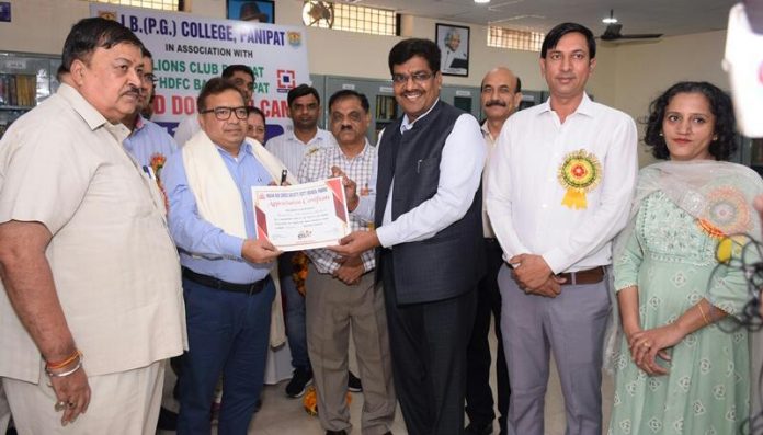 Panipat news/Organized blood donation camp in IB PG College