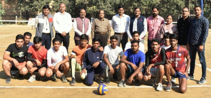 Panipat News/Inter college men's volleyball tournament organized in Arya College