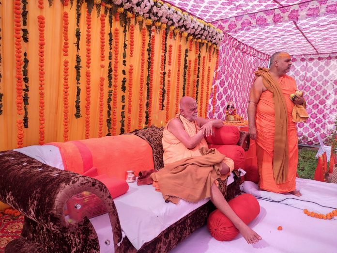 The ultimate goal of Hindus is Akhand Bharat it must be fulfilled: Shankaracharya