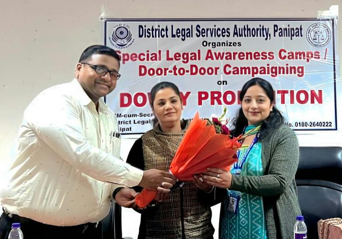 Panipat News/One day extension lecture on legal awareness was organized in Arya PG College