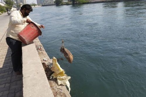 Legal action will be taken on dumping garbage in the canal