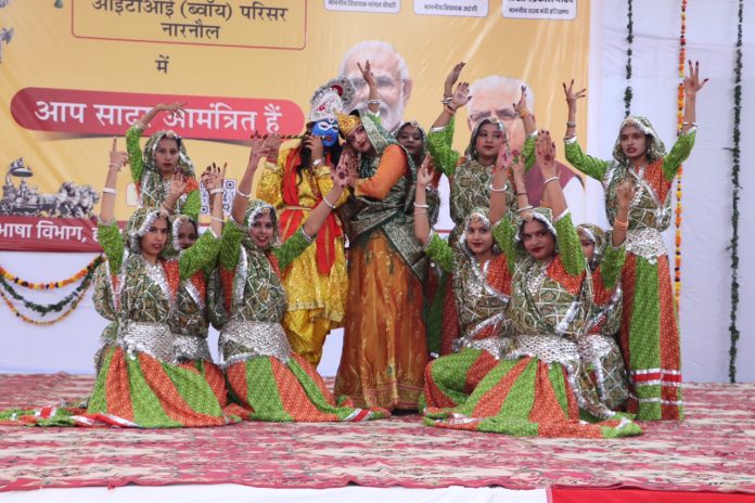 District level Geeta Mahotsav ends with cultural program and Deepotsav