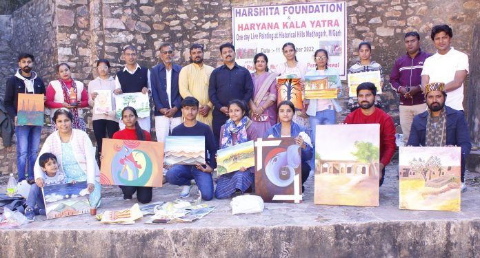 Live painting competition organized at Madhogarh Fort