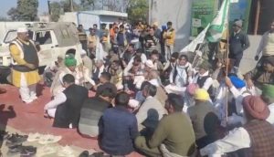 Farmers staged a sit-in demanding increase in the price of sugarcane